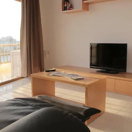 Seaview D8 公寓 *